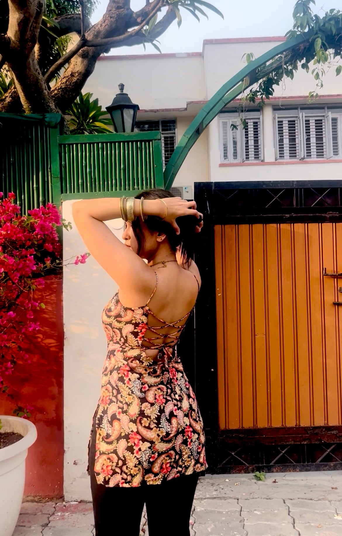 Black floral backless kurti