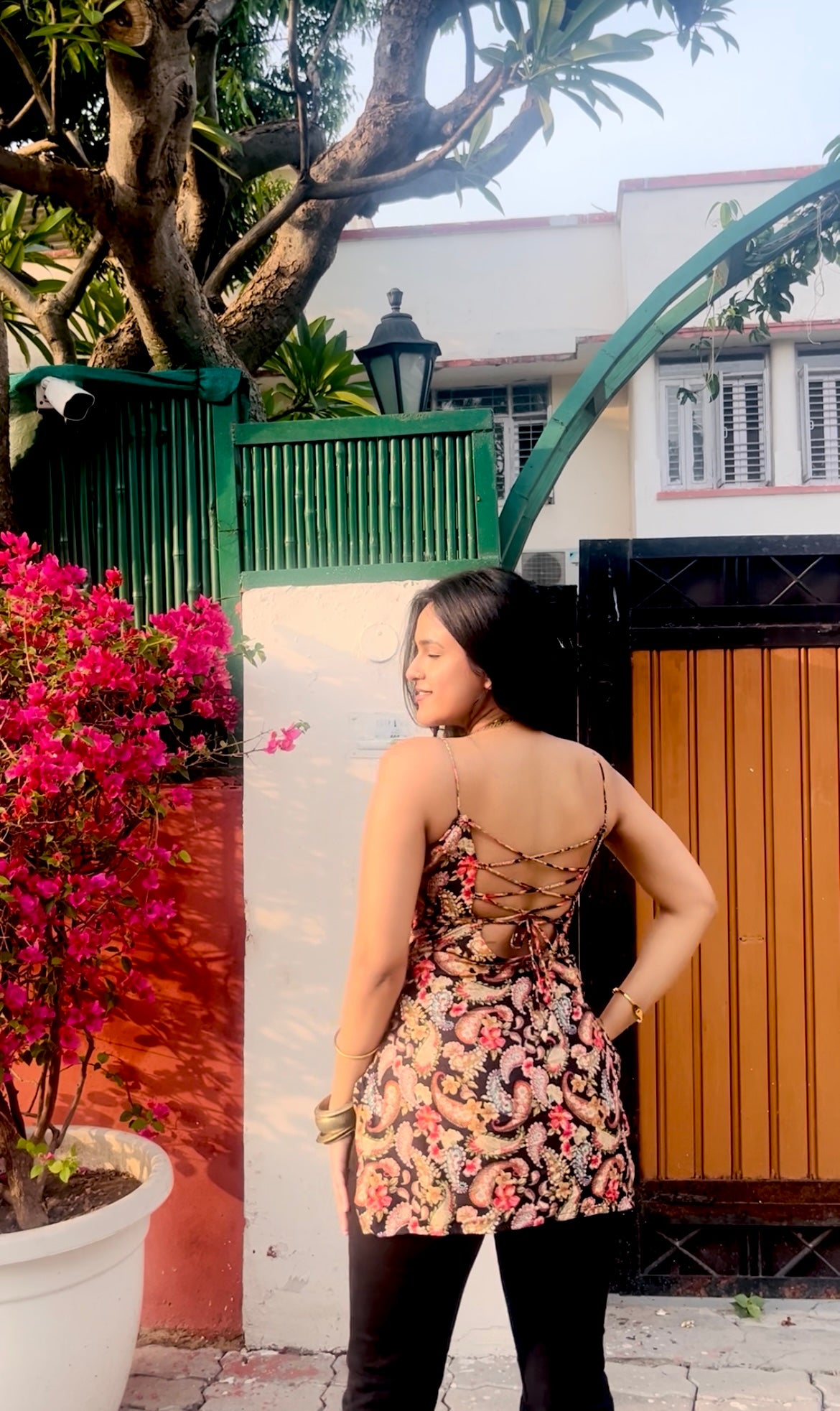 Black floral backless kurti