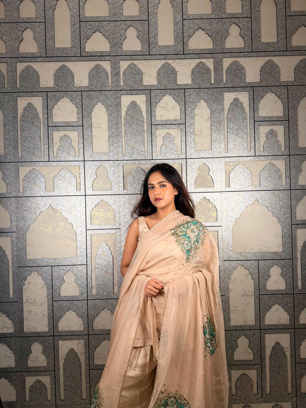 Champagne affair farshi set