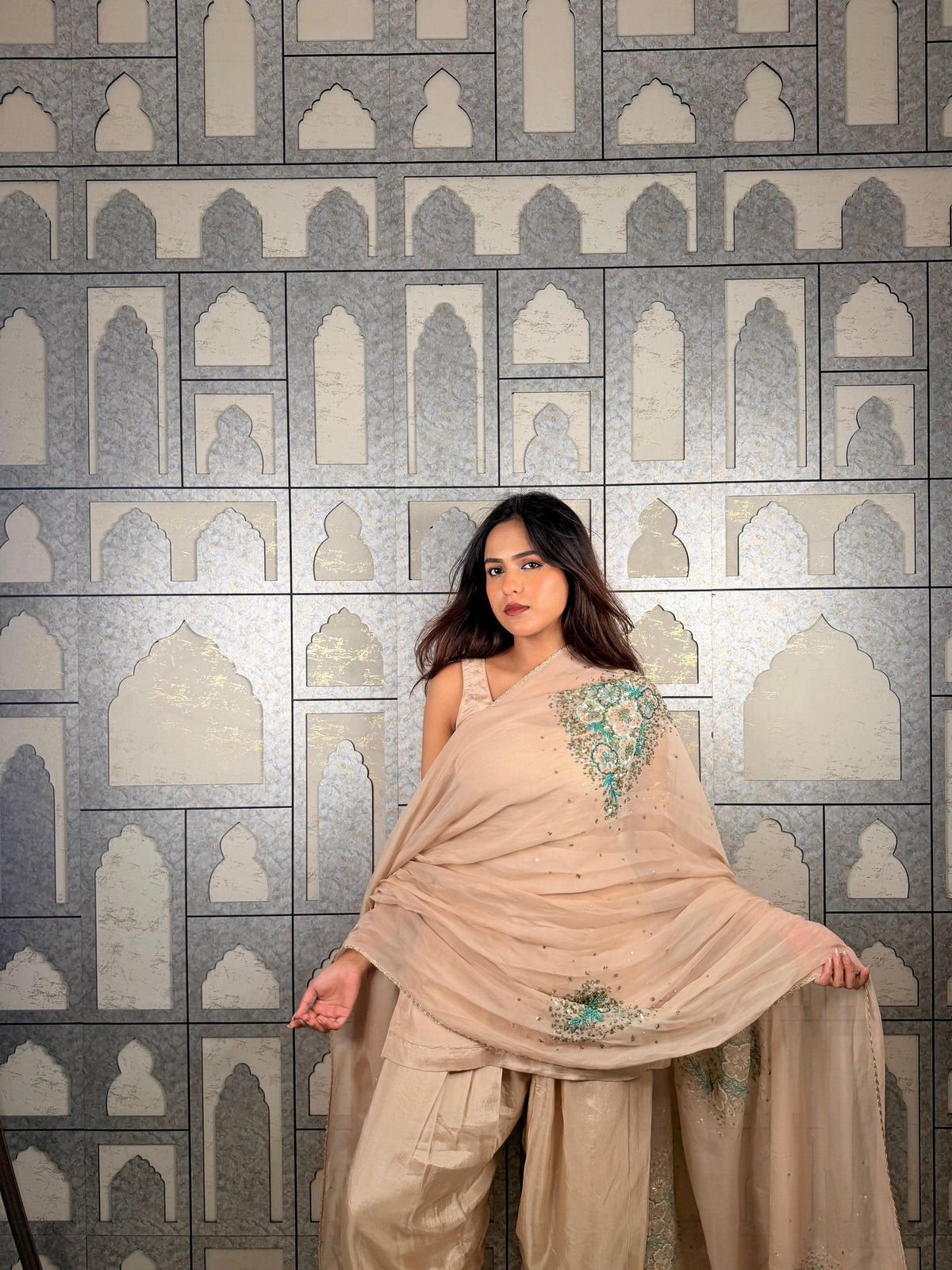 Champagne affair farshi set
